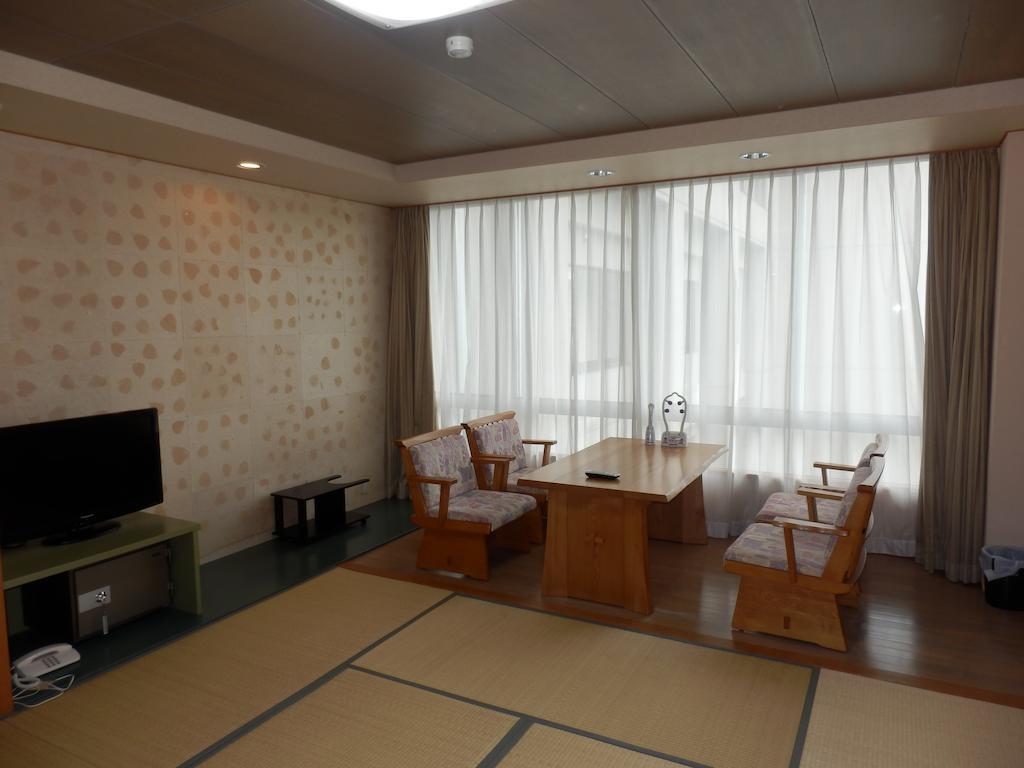 Hotel Hamazuru Nanao Habitación foto